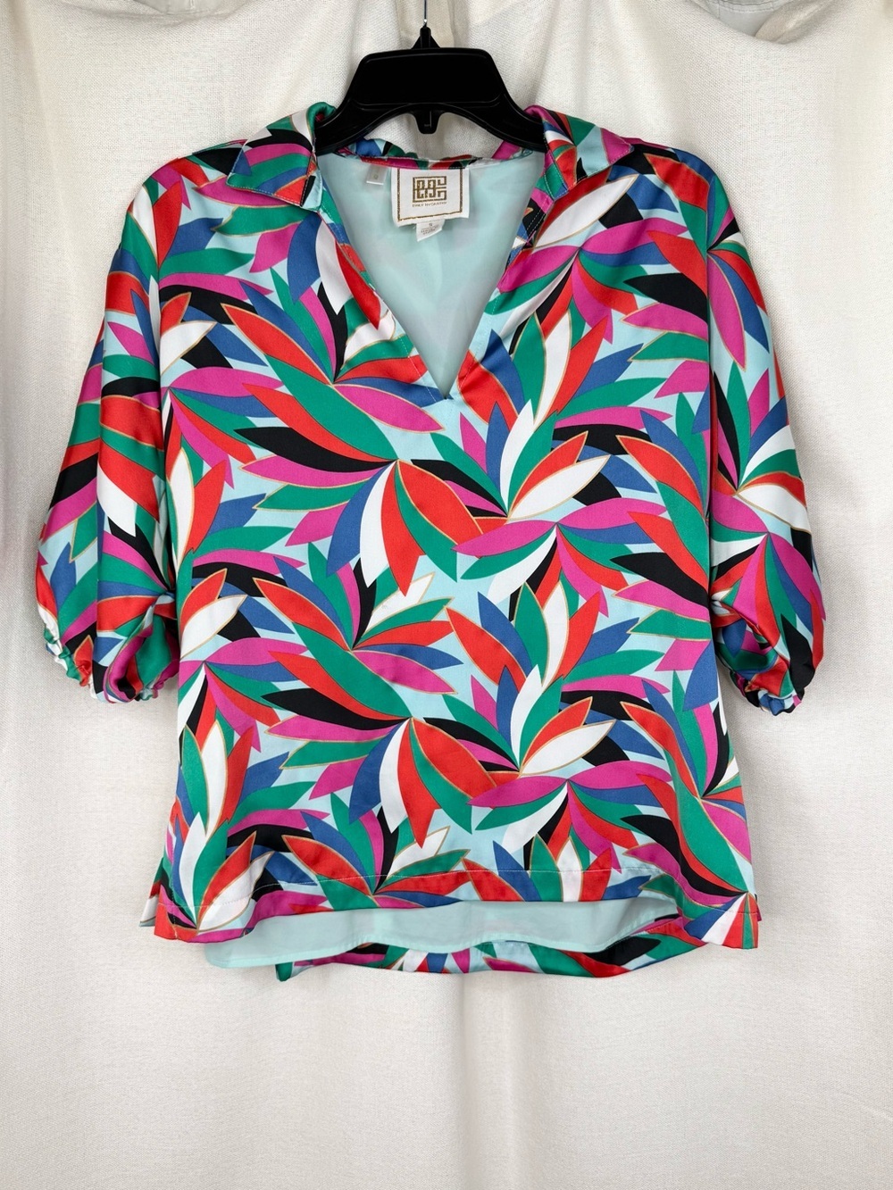 Emily McCarthy Poppy Top Blouse Womens S Multicolor Abstract Leaf V-Neck